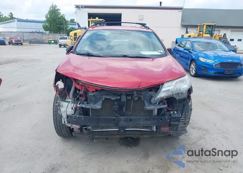 2015 Toyota Rav4 Le z USA, uszkodzony, nr VIN JTMBFREV7FD123750